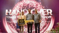 Apartemen Trans Icon di Trans Park Cibubur melakukan serah terima kunci atau handover, Sabtu (12/10).