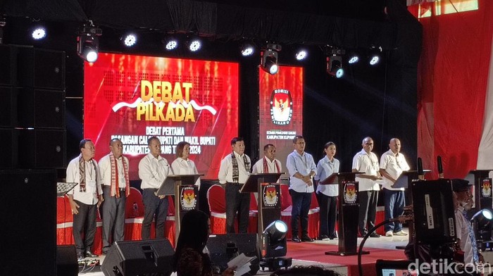 Debat perdana Pilbup Kupang, Sabtu (12/10/2024).