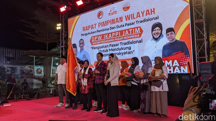 Dialog interaktif Risma di Trenggalek.