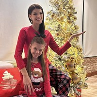 Meskipun menjadi ibu di usia muda, Ileana tidak pernah merasa terbebani. Justru, pengalaman inilah yang membawanya bergabung dengan yayasan yang memberikan edukasi dan dukungan kepada remaja putri yang mengalami kehamilan di luar nikah. Foto: dok. Instagram @ileanamarquezpedroza