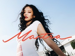 8 Gaya Jennie BLACKPINK dalam Video Klip Mantra, Tampil Seksi Pakai Bodysuit