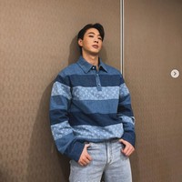 Secara khusus, netizen Korea menyorot bentuk alis Ji Soo yang terlihat lebih tebal. Berbeda dengan dandanannya saat masih aktif di Korea. Tak sedikit pula yang terkejut setelah tahu sang aktor aktif di Filipina. Foto: dok. Instagram @actor_jisoo