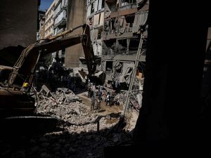 Suasana Kelab Malam di Beirut Jadi Tempat Berlindung Pengungsi