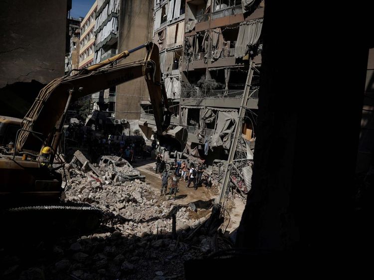 Kerusakan di Beirut Akibat Serangan Udara Israel