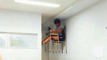 Kayak kipas, nempel di dinding. Foto: Facebook/I Dont Know. Im Just Sharing (IDKIJS)