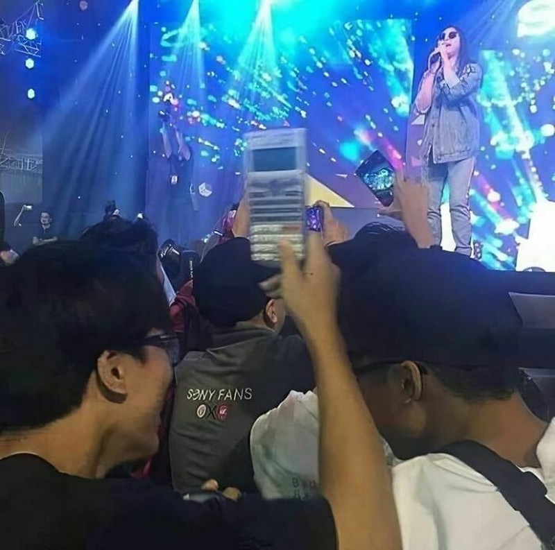 Foto-foto ini absurd sih, tapi lucu. Semoga setelah melihat kumpulan foto random berikut, kamu bisa lebih semangat lagi ya, detikers.