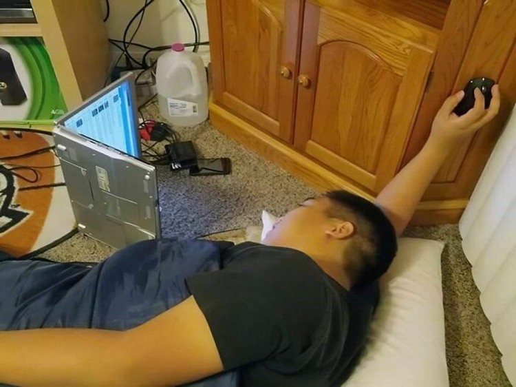 Foto-foto ini absurd sih, tapi lucu. Semoga setelah melihat kumpulan foto random berikut, kamu bisa lebih semangat lagi ya, detikers.