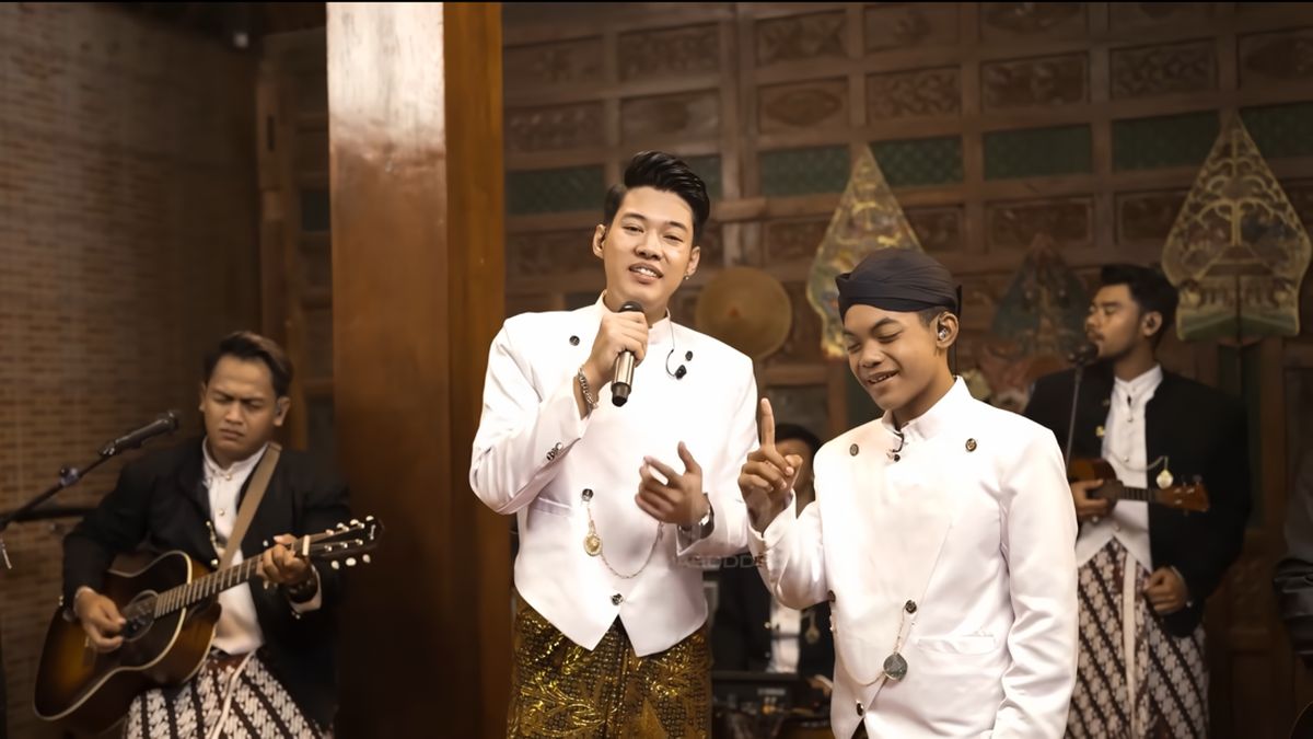 Eshakda sabzavot, mushukda dik Eshakda sabzavot, mushukda dik