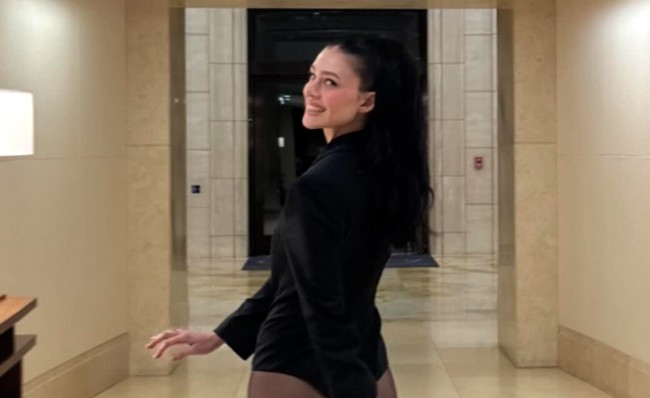 Kritikan tentang Nicola di panggung Hollywood bukan kali ini saja.  Aktris Bella Thorne juga pernah menyebut Nicola sebagai ‘gadis yang sangat jahat’.  Foto: dok. Instagram Nicola Peltz