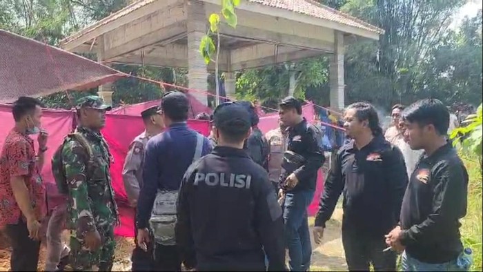 Proses ekshumasi jenazah korban