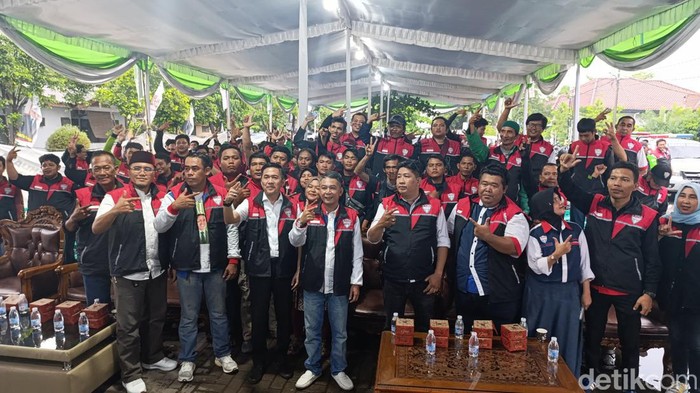 Ribuan Driver Ojol Palembang Deklarasi Dukung RD-PS di Pilkada Palembang.