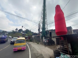 Tugu Botol Kecap di Puncak Dibangun Lagi, Ukurannya Lebih Besar
