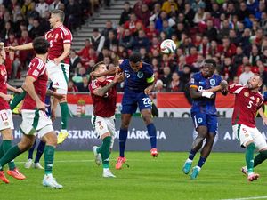 Hungaria Vs Belanda Tuntas 1-1, Van Dijk Kartu Merah