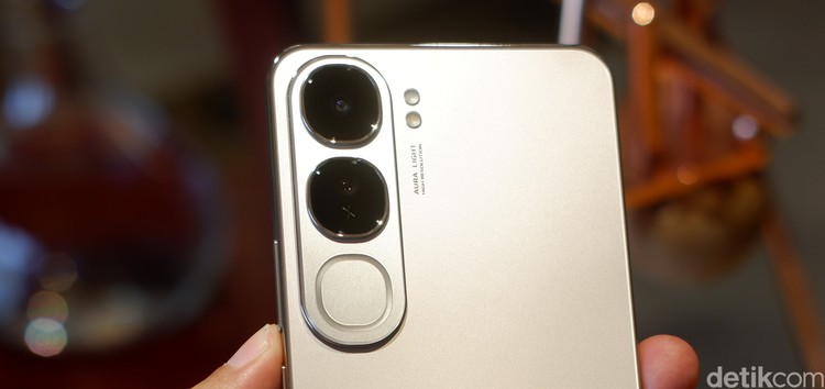 Vivo V40 Lite