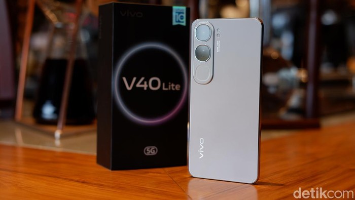 Vivo V40 Lite