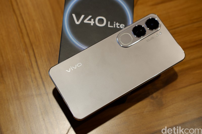 Vivo V40 Lite