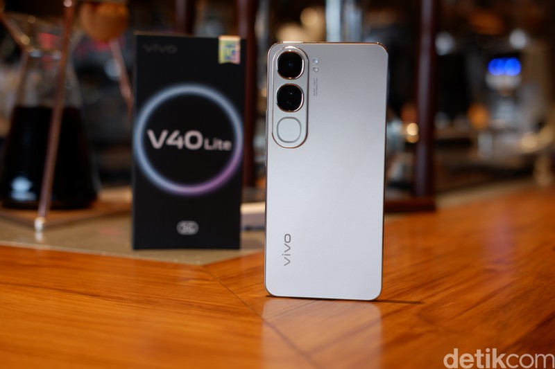 Vivo V40 Lite