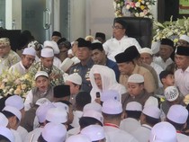 Hadiri Maulid Nabi, Cagub Ahmad Luthfi Dapat Wejangan dari Habib Luthfi