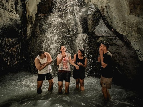 Air Terjun Batu Kapal di Desa Horowura, Kecamatan Adonara Tengah, Flores Timur, NTT.