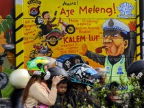 Ajak Tertib Berlalulintas Lewat Mural