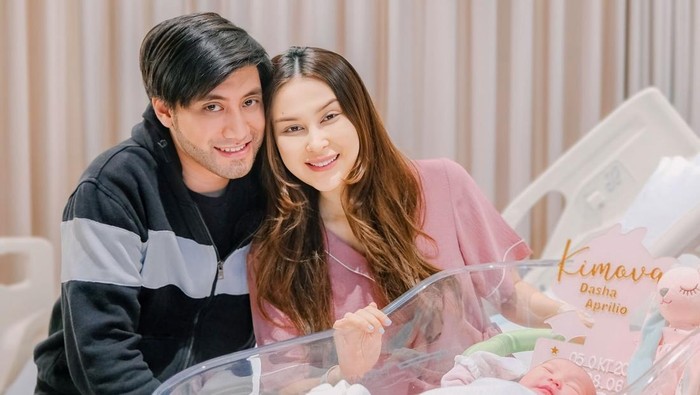 Anak Kevin Aprilio dan Vicy Melanie