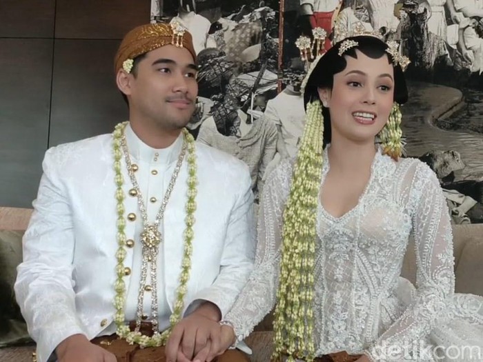 Anggika Bolsterli menikah.