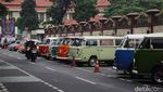 Deretan Mobil Lawas Ramaikan Festival Lintas Melawai