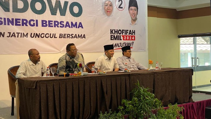 Emil Dardak bertemu relawan Pendowo