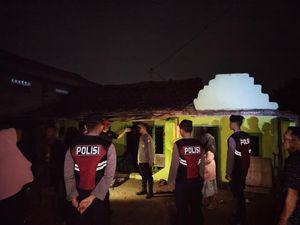 Hujan-Angin Kencang Terjang Kediri, Belasan Rumah 5 Desa-Sekolah Rusak