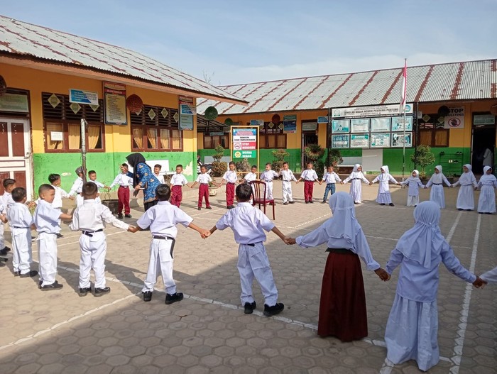 Iustrasi Sekolah Dasar