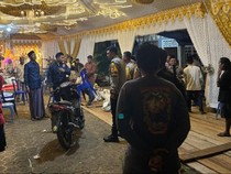 Pria di Mamuju Nyaris Diamuk Massa gegara Ngamuk-Ancam Warga di Pesta Nikahan