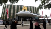 Gedung Aneuk Muda Aceh Unggul dan Hebat (AMANAH) Aceh dibangun di Kawasan Industri Aceh (KIA) Ladong, Aceh Besar, Aceh.
