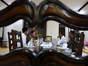 Bertemu Jokowi Bareng Gibran di Solo, Prabowo: Bincang-bincang Ringan