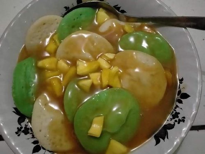 20 Surabi Bandung yang Manis Gurih Ada di Jakarta!