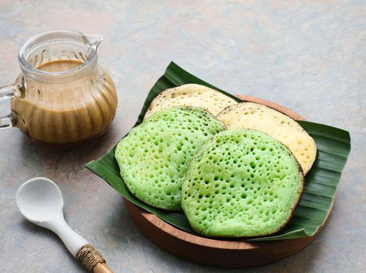 20 Surabi Bandung yangManis Gurih Ada di Jakarta!