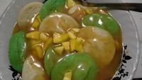 Di Kemanggisan, Jakarta Timur ada jajanan surabi Bandung yang enak. Namanya Bubur Sumsum dan Surabi Bandung Food Truck. harganya dari Rp 10.000 Foto: Site Culinary/Visual
