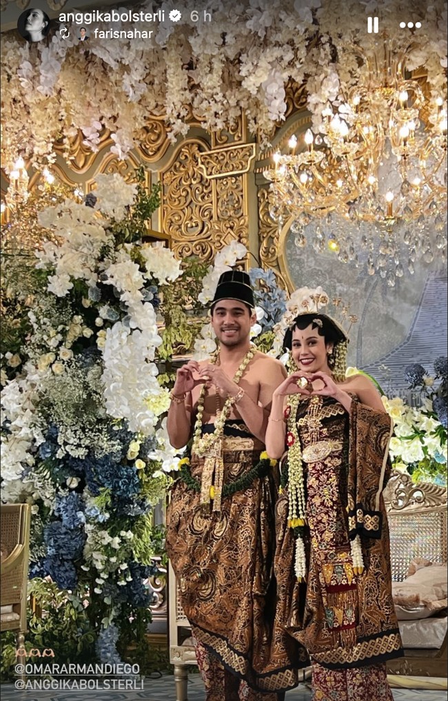 Artis cantik Anggika Bolsterli dan kekasihnya, Omar Armandiego, baru saja resmi menjadi pasangan suami-istri. Pernikahan keduanya dilangsungkan pada Minggu (13/10/24). Foto: Instagram/@anggikabolsterli