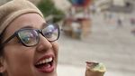Bella Fawzi Asyik Jualan Brownies dan Kulineran Bareng Adik