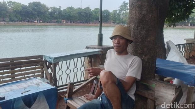 Dede, warga kampung Bewati Setu Babakan