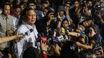 Dua Jempol Prabowo Usai Panggil Sederet Tokoh Calon Menteri