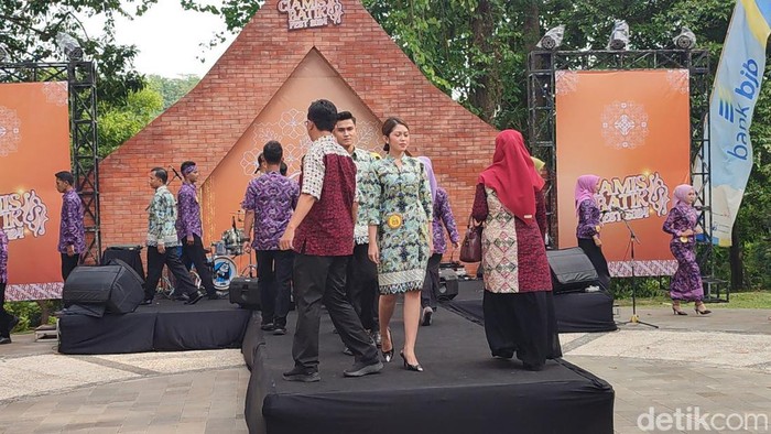 Festival batik Ciamis.