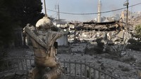 Keberadaan kelompok Hizbullah di Lebanon menjadi salah satu alasan Israel turut menyerbu Beirut.