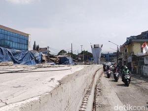 Uji Nyali Kesabaran Hati di Perlintasan Bandung-Cimahi
