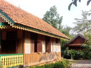 Kenapa Suka Ada Makam di Halaman Rumah Orang Betawi? Ini Alasannya