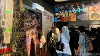 Penelitian menjadi salah satu hal yang dilakukan di Museum Etnografi dan Pusat Kajian Kematian Unair. Tepatnya di ruang laboratorium yang dimiliki.