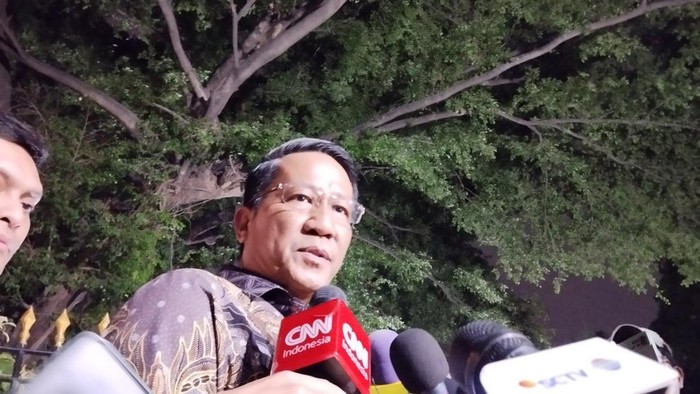 Menkumham Supratman Andi Agtas usai bertemu Prabowo di Kertanegara malam ini (Maulana/detikcom)