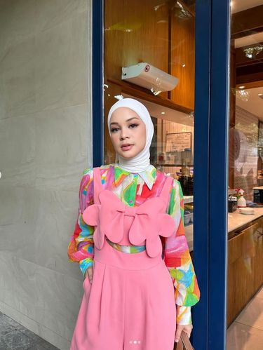 Padu Padan Baju Pink dengan Hijab Padu Padan Baju Pink dengan Hijab