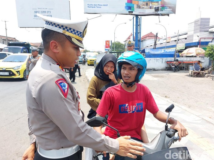 Pelaksanaan operasi zebra lodaya oleh jajaran Satlantas Polresta Cirebon