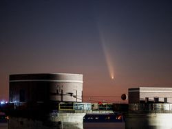 Penampakan Komet Langka yang Terlihat 80 Ribu Tahun Sekali