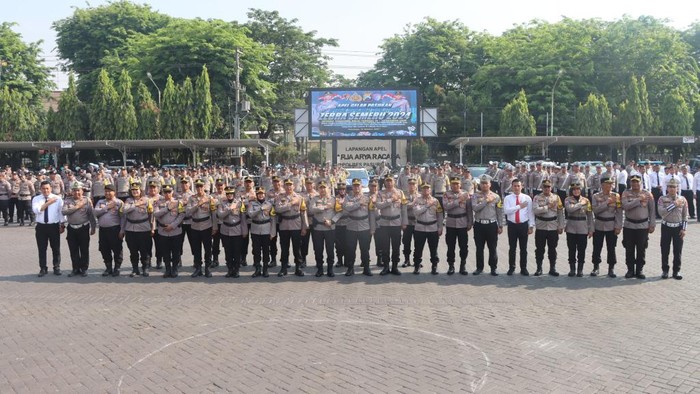 Personel yang akan diterjunkan pada Operasi Zebra Semeru di Pasuruan